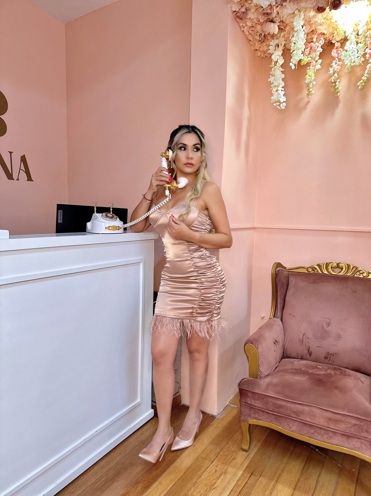 Vestido satinado drapeado