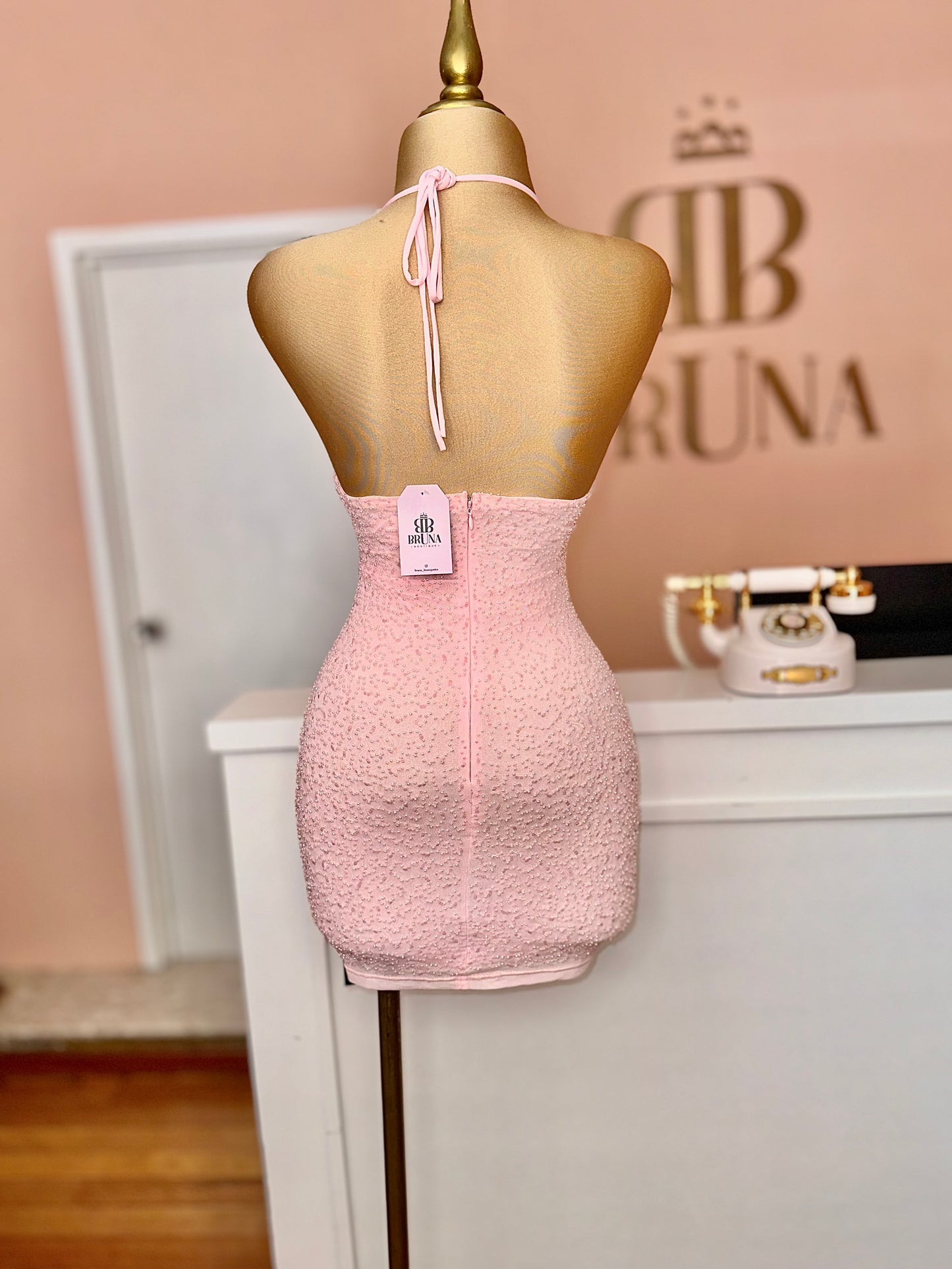Vestido rosa bordado