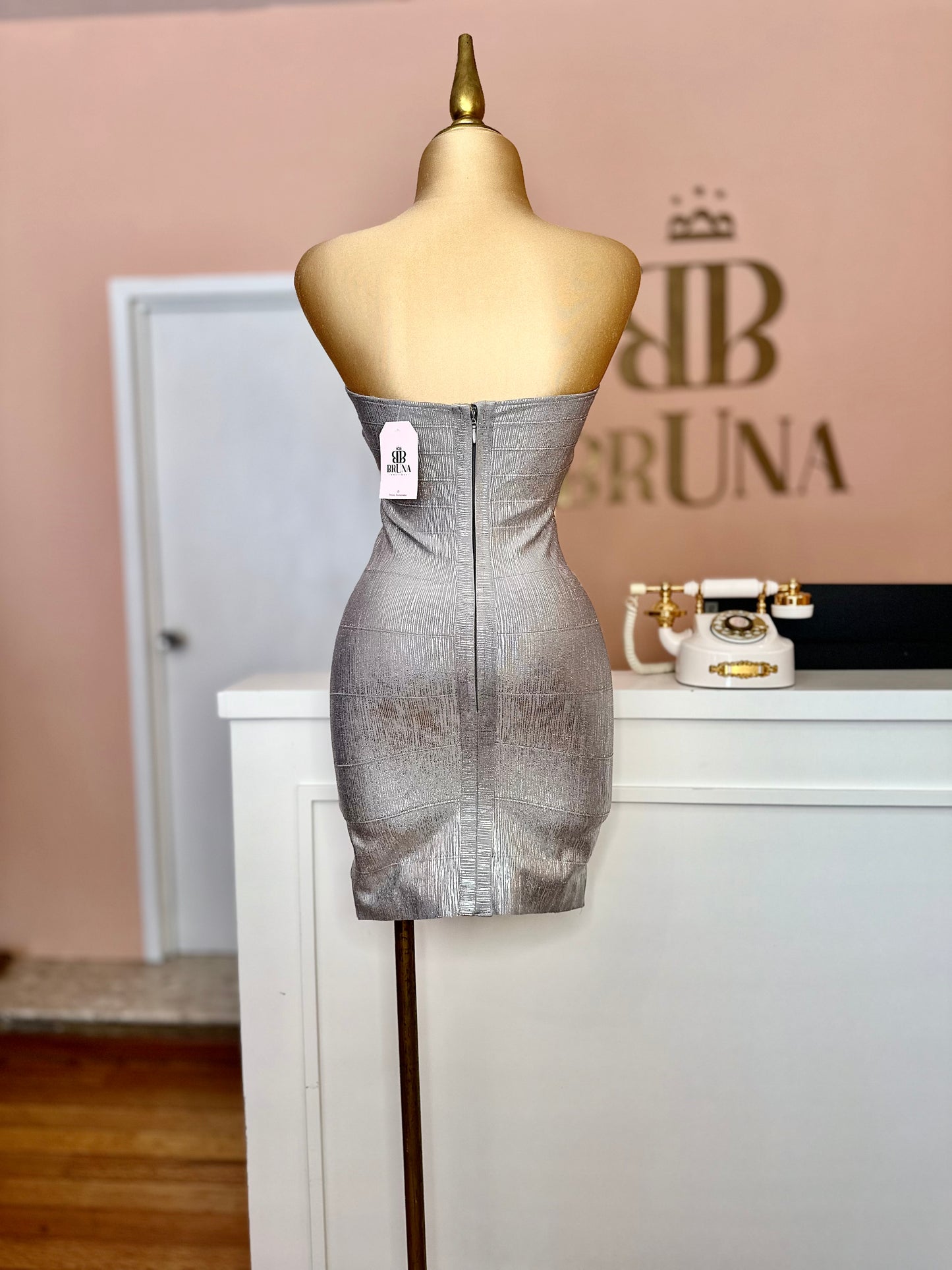 Vestido bandage plata