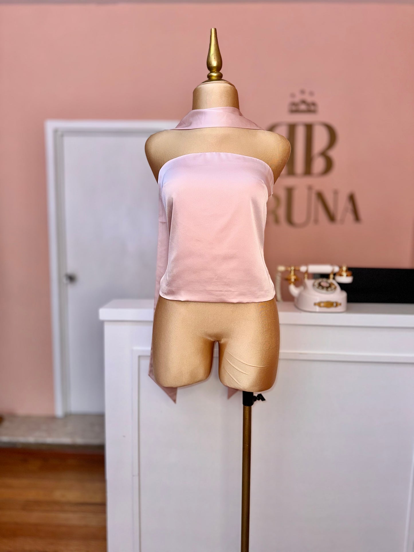 Top satin rosa